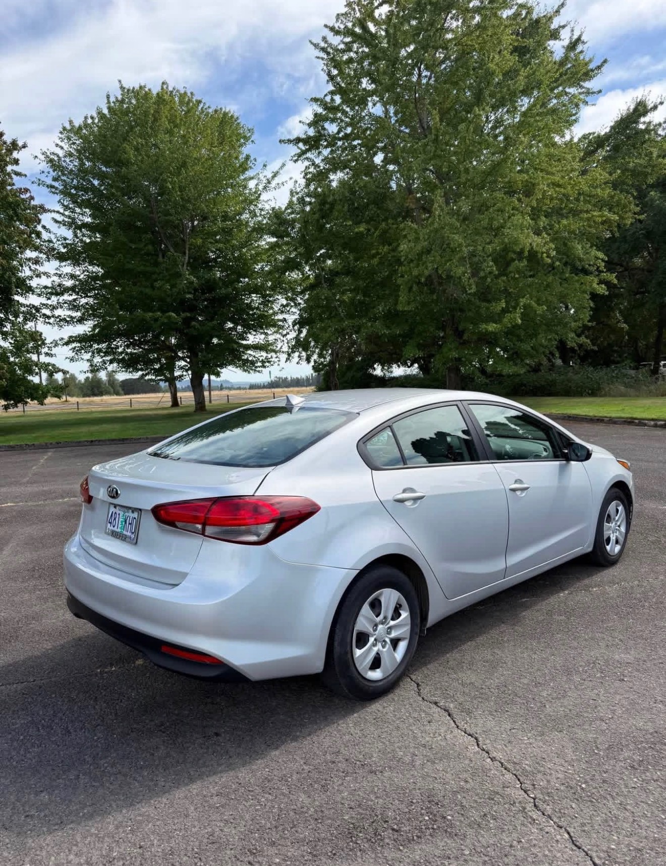 2017 Kia Forte - Image 4