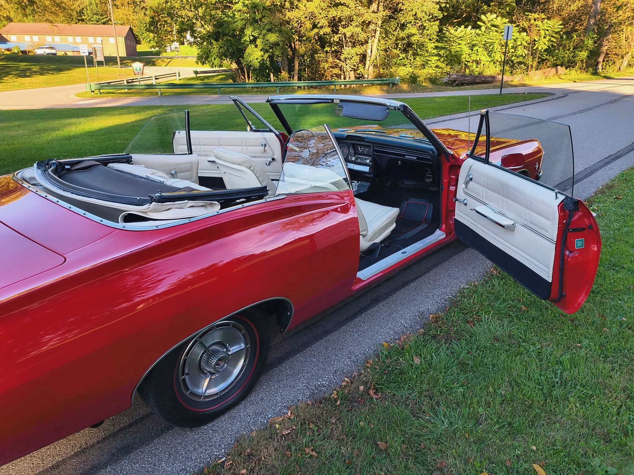1967 Chevrolet Impala SS Convertible - Image 4