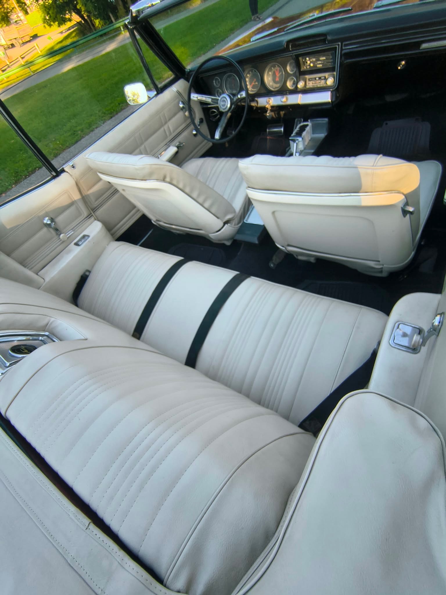 1967 Chevrolet Impala SS Convertible - Image 6